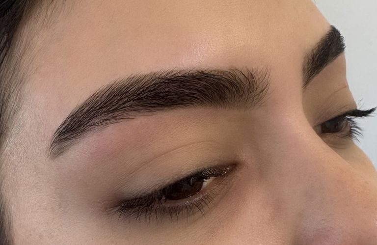 Sombreado de Cejas
